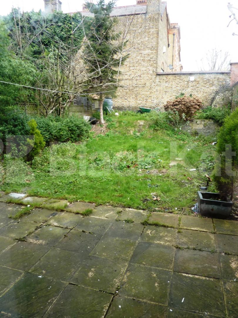 			NEW INSTRUCTION!, 3 Bedroom, 1 bath, 1 reception Flat			 Shirland Road, MAIDA VALE